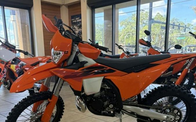 2027 KTM XC 300 W