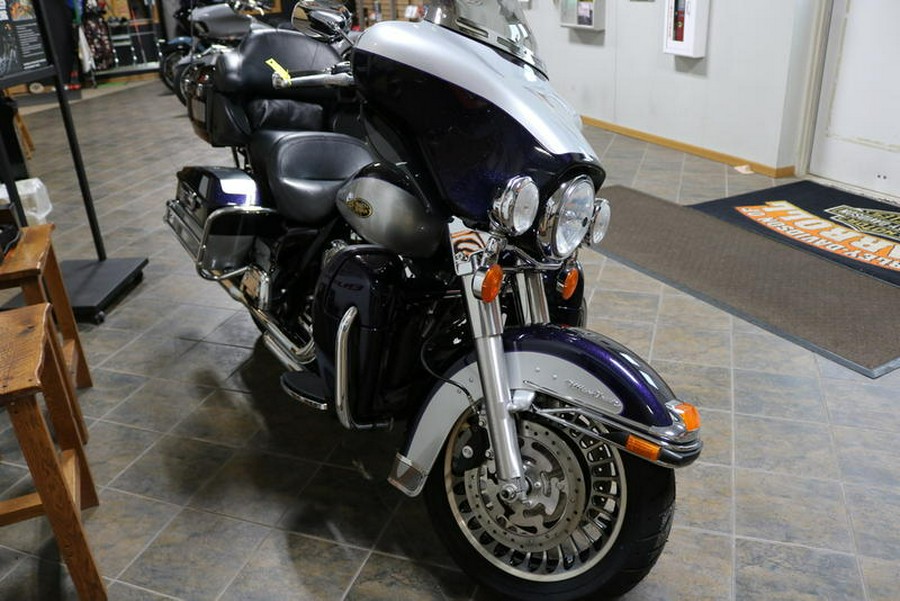 2009 Harley-Davidson® FLHTCU - Ultra Classic® Electra Glide®