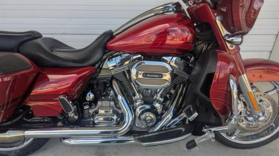 2016 Harley-Davidson CVO™ Street Glide®