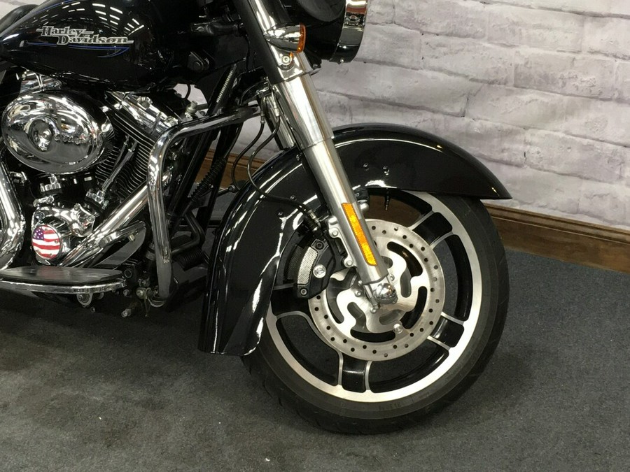 2013 Harley-Davidson Street Glide Midnight Pearl FLHX
