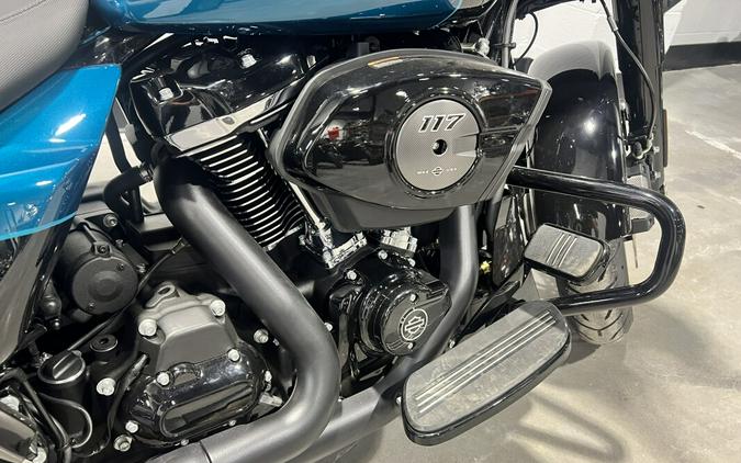 2026 Harley-Davidson® Street Glide® Teal Thunder / Vivid Black Black Trim FLHX