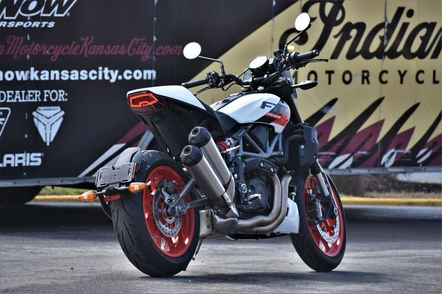 2023 Indian Motorcycle® FTR Sport White Lightning/Indy Red