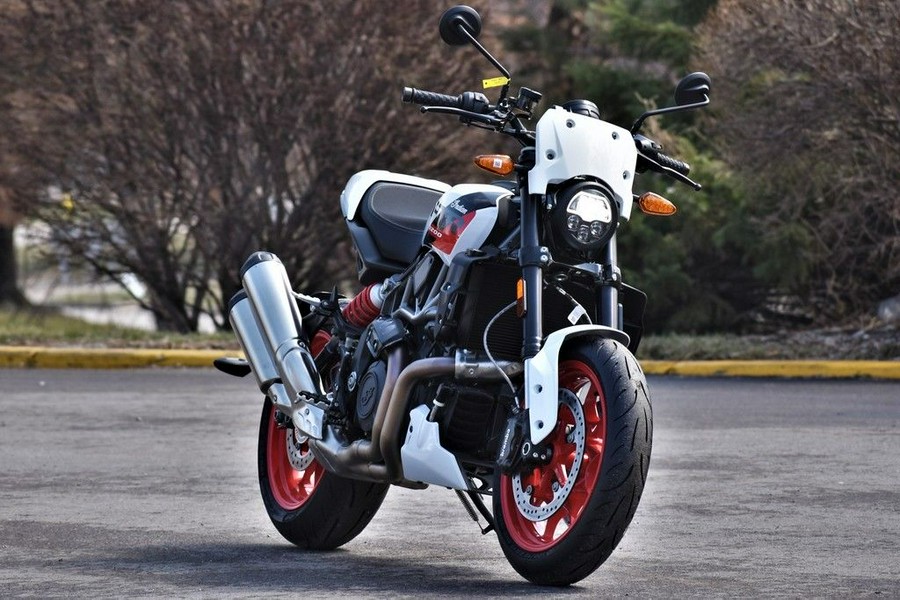 2023 Indian Motorcycle® FTR Sport White Lightning/Indy Red