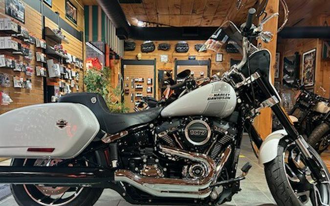 2021 Harley-Davidson Sport Glide Stone Washed White Pearl