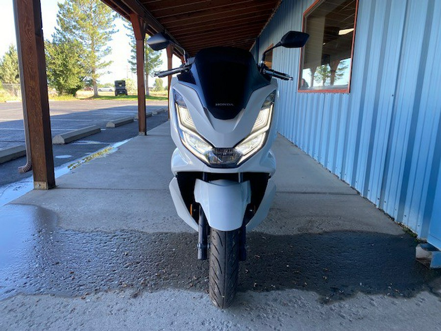 2022 Honda PCX150 ABS