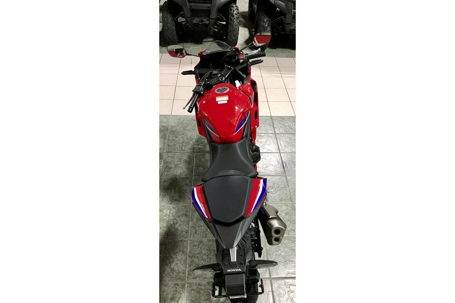 2025 Honda CBR500R ABS