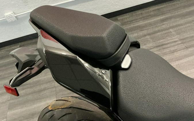 2025 Kawasaki ZR900SSFNN