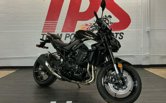 2025 Kawasaki ZR900SSFNN