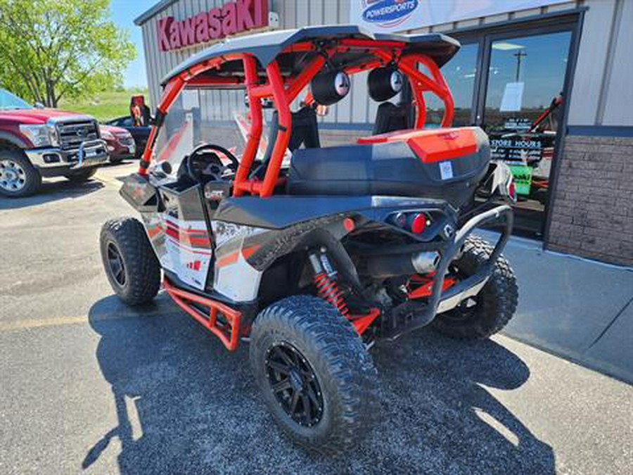 2015 Can-Am Maverick™ X® xc DPS™ 1000R