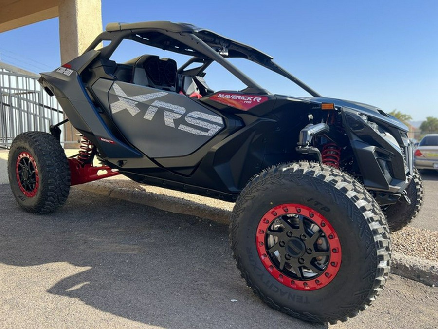 2025 Can-Am Maverick R X RS with Smart-Shox Dusty Navy & Legio