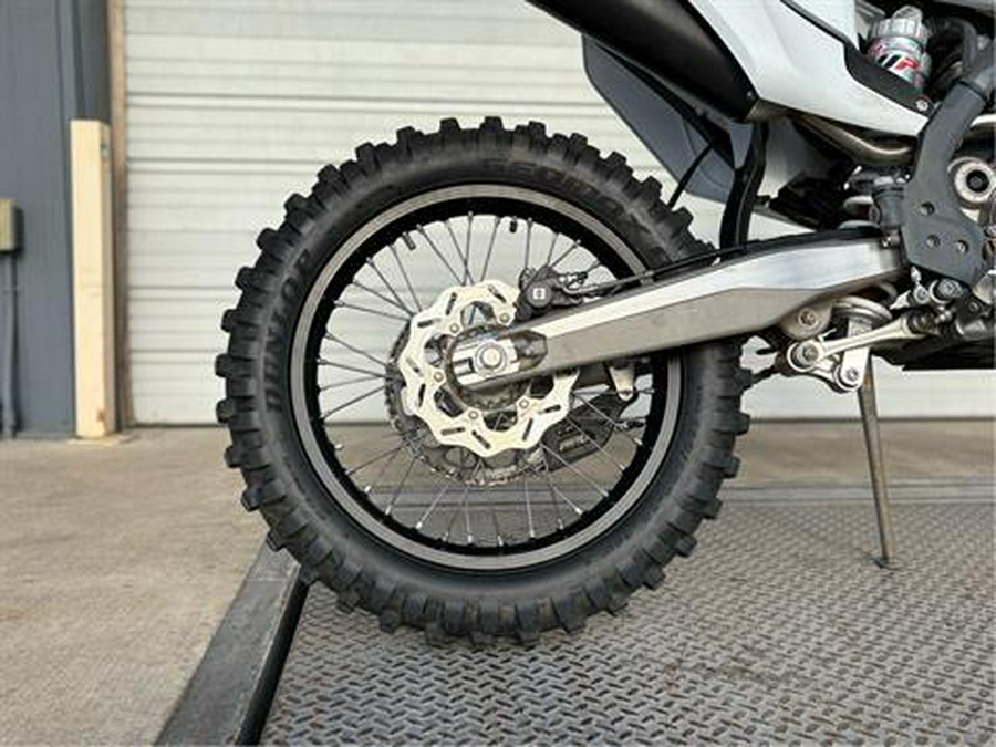 2022 Husqvarna TE 250i