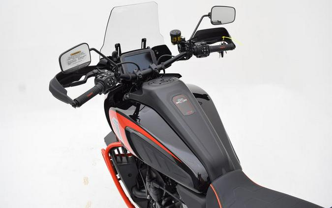 2024 Harley-Davidson® RA1250SE - CVO™ Pan America®