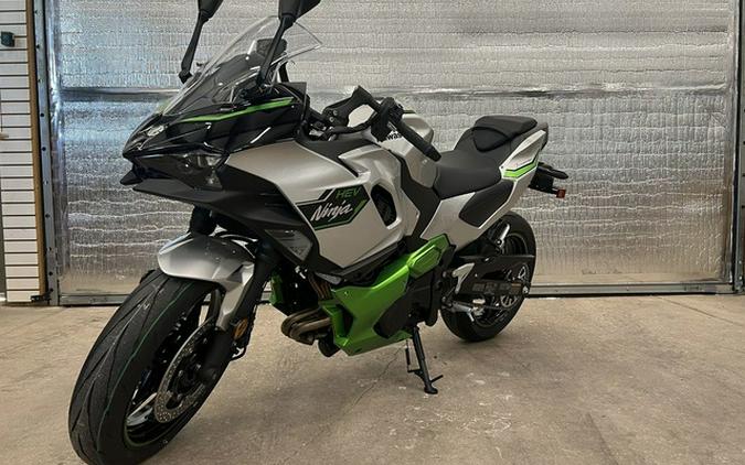 2024 Kawasaki Ninja 7 Hybrid ABS