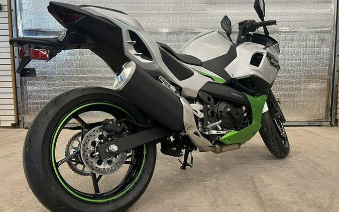 2024 Kawasaki Ninja 7 Hybrid ABS