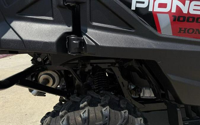 2025 Honda® Pioneer 1000-5