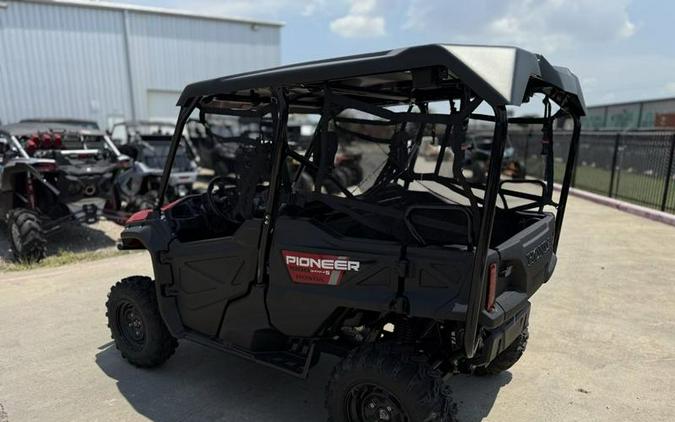 2025 Honda® Pioneer 1000-5