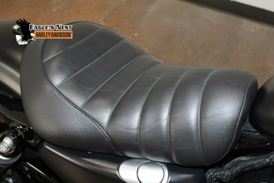 Harley-Davidson Iron 883 2022 XL 883N 401303T BLACK DENIM