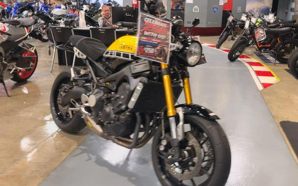 2016 Yamaha XSR900 CA