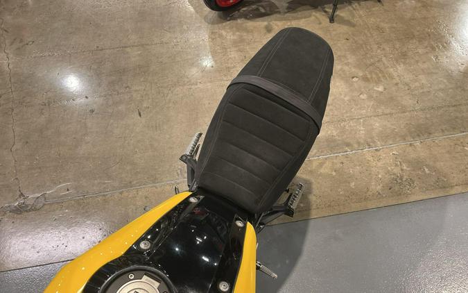 2016 Yamaha XSR900 CA
