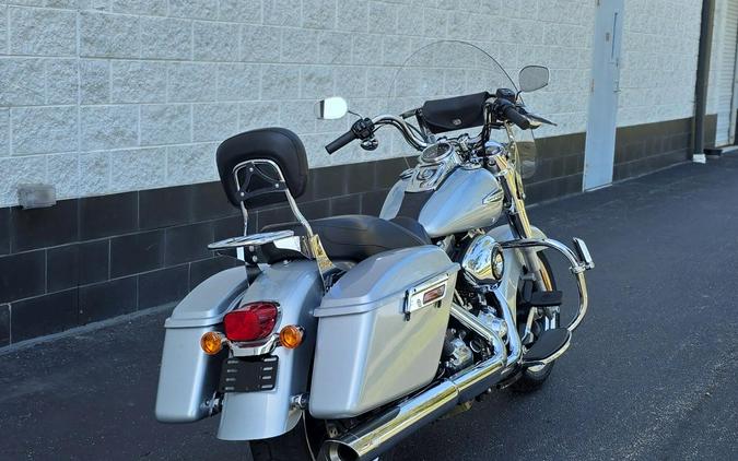 2014 Harley-Davidson® Switchback™ SILVER