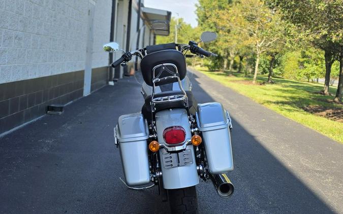 2014 Harley-Davidson® Switchback™ SILVER