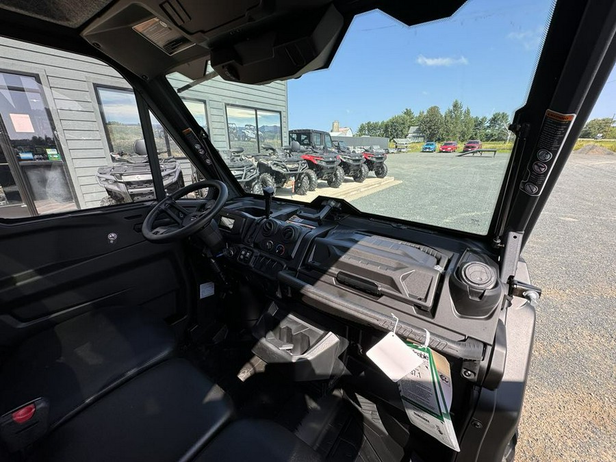 2025 Can-Am DEFENDER DPS CAB HD9