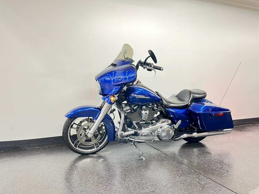 2017 Harley-Davidson® FLHXS - Street Glide® Special