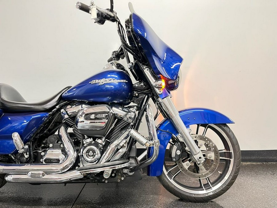 2017 Harley-Davidson® FLHXS - Street Glide® Special