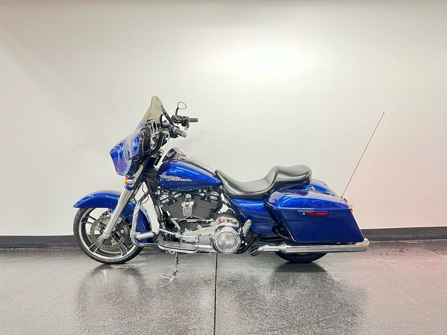 2017 Harley-Davidson® FLHXS - Street Glide® Special