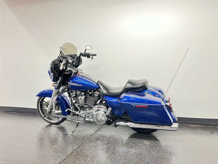 2017 Harley-Davidson® FLHXS - Street Glide® Special