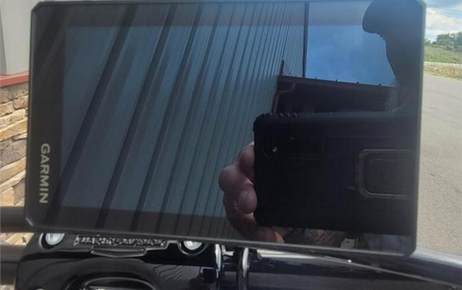 2021 Harley-Davidson® FLSL - Softail Slim®