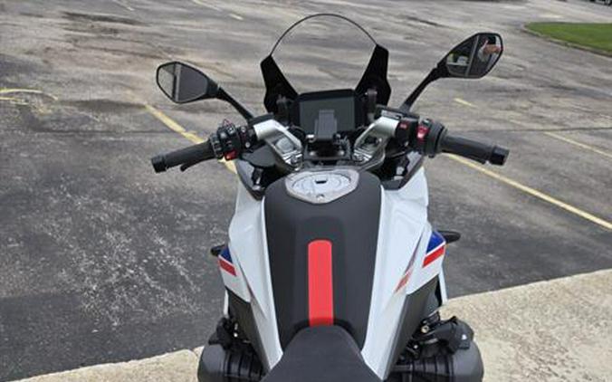 2026 BMW R 1300 RS