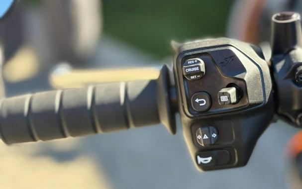 2026 Indian SCOUT BOBBER LIMITED W/TECH