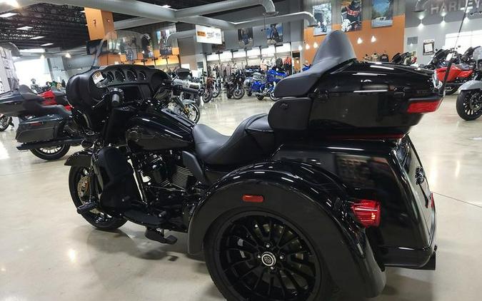 2025 Harley-Davidson® FLHTCUTG - Tri Glide® Ultra
