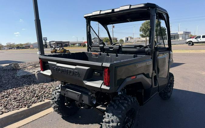 2026 Honda Pioneer 1000 Deluxe