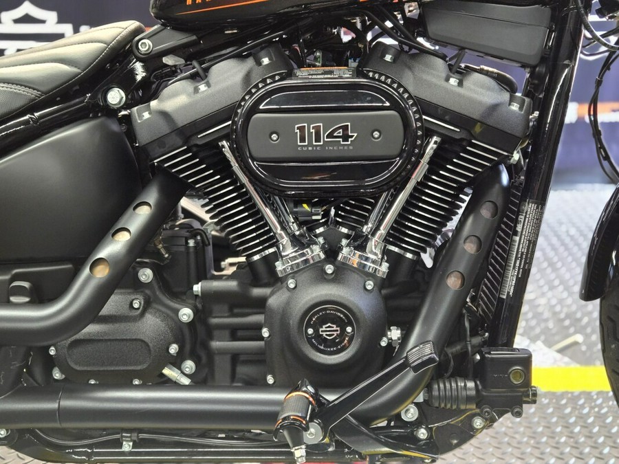 2023 Harley-Davidson Street Bob 114 Vivid Black