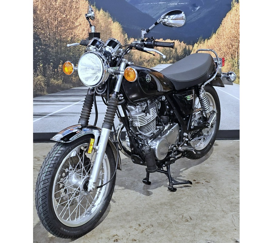 2017 Yamaha SR400 CA