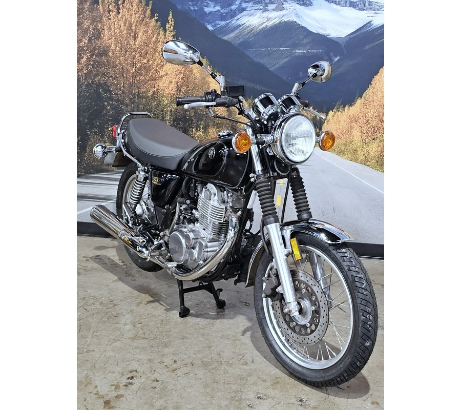 2017 Yamaha SR400 CA