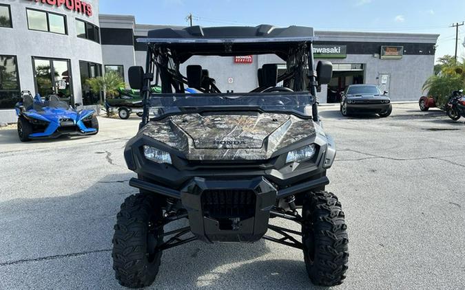 2024 Honda Pioneer 1000-6 Deluxe Crew Camo