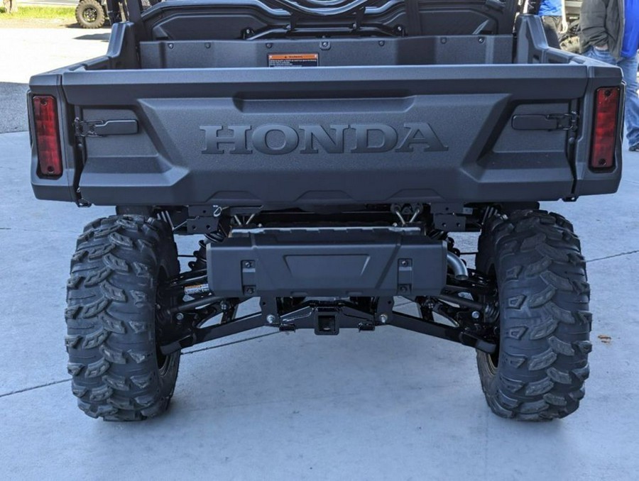 2024 Honda Pioneer 1000-6 Deluxe Crew