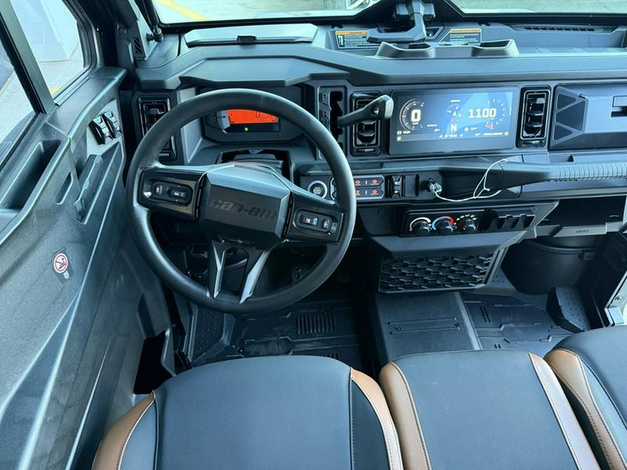 2026 Can-Am® Defender MAX LONE STAR CAB HD11