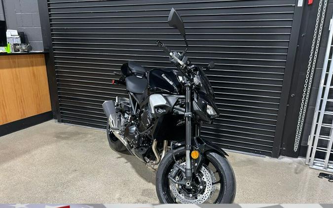 2025 Kawasaki Z900 ABS