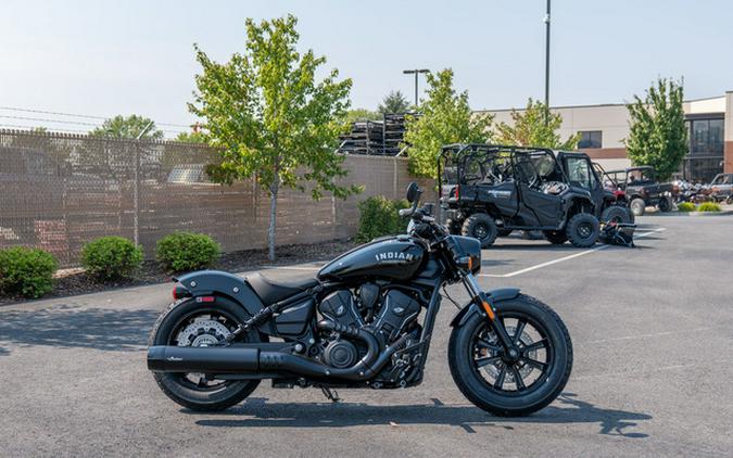 2025 Indian Scout Bobber Black Metallic
