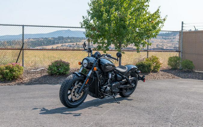 2025 Indian Scout Bobber Black Metallic