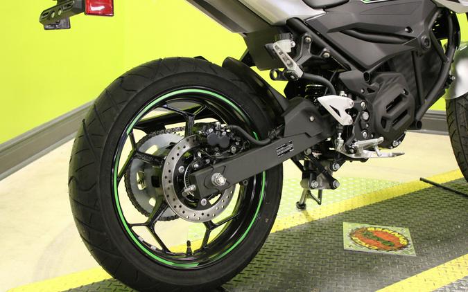 2024 Kawasaki Z e-1 ABS