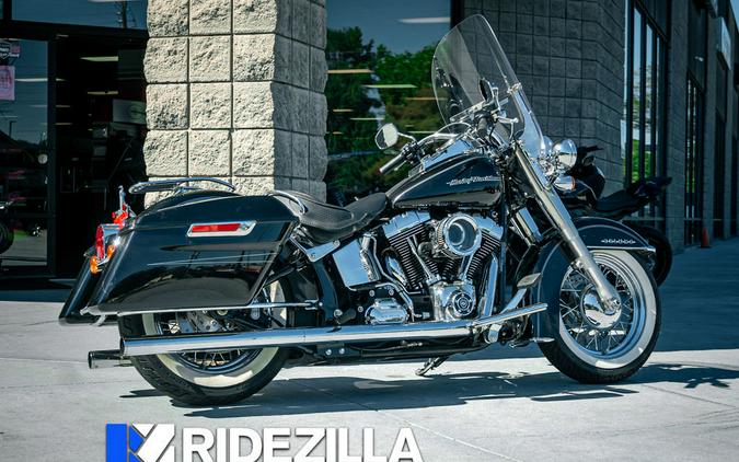 2017 Harley-Davidson Softail® Deluxe