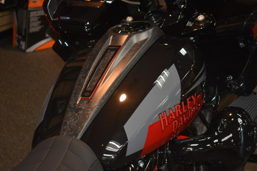 FLTRXSTSE 2025 CVO™ Road Glide® ST