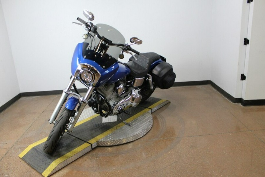 Harley-Davidson® Street Bob® 2009 FXDBP 340536T BLACK