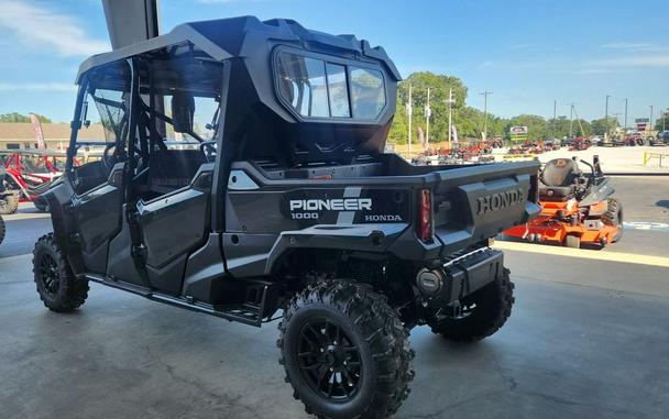2025 Honda® Pioneer 1000-6 Deluxe Crew