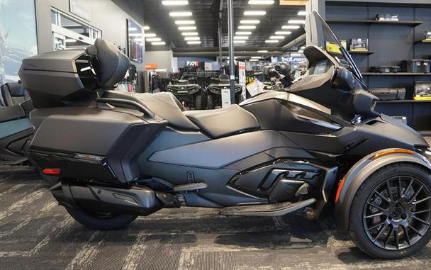 2026 Can-Am® Spyder RT Limited Dark